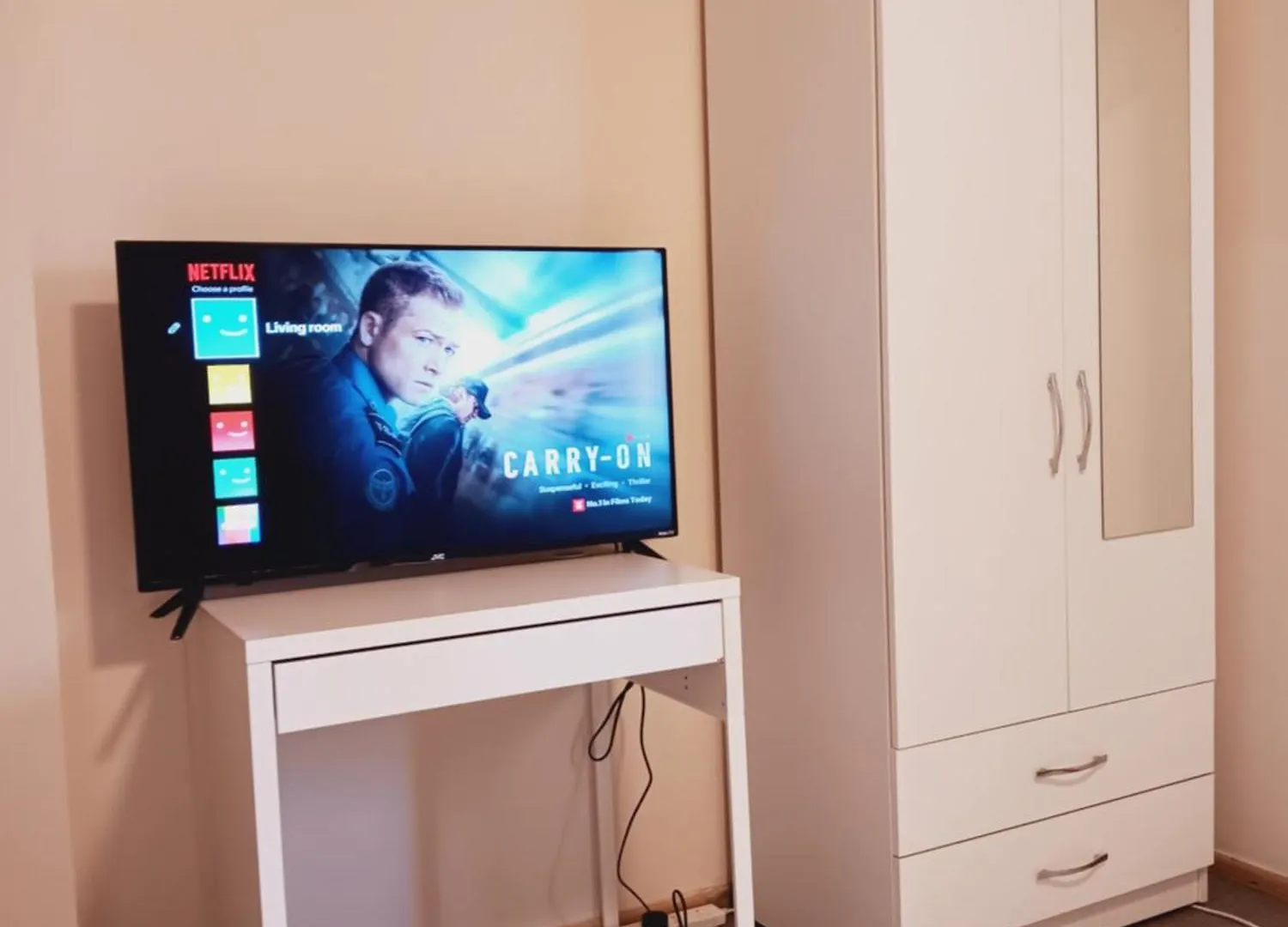Hounslow High Street Rooms With Netflix