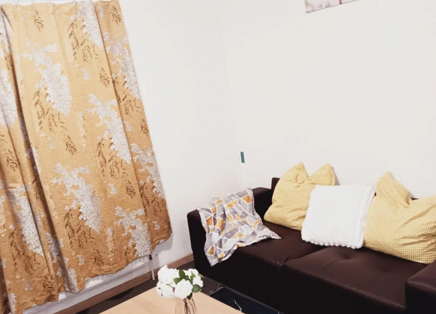 Hounslow High Street Rooms With Netflix Konukevi